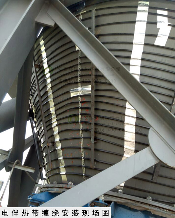 電伴熱帶現(xiàn)場安裝實(shí)物圖