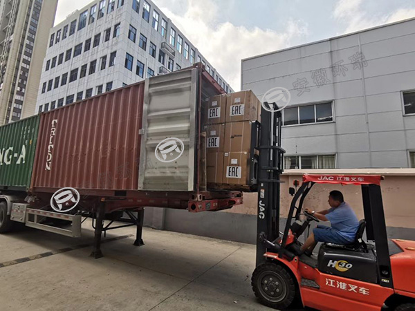 電伴熱、電采暖產(chǎn)品裝柜運輸