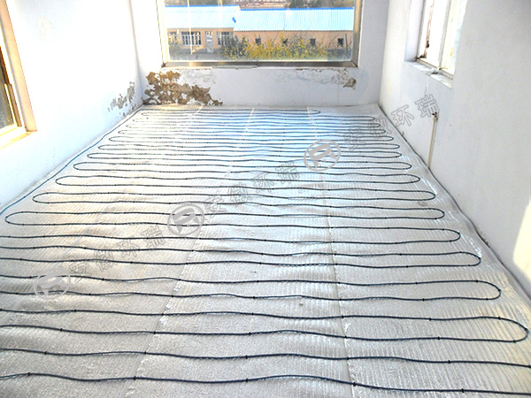 發(fā)熱電纜電地暖安裝圖 發(fā)熱電纜電地暖安裝圖