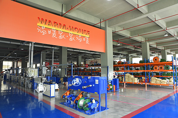 發(fā)熱電纜生產車間